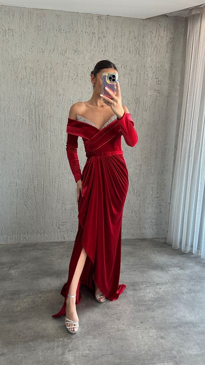 Red Chest Stone Embroidered Slit Design Velvet Evening Dress