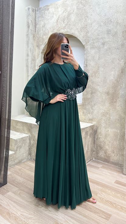 Emerald Green Embroidered Waist Design Tulle Plus Size Evening Dress