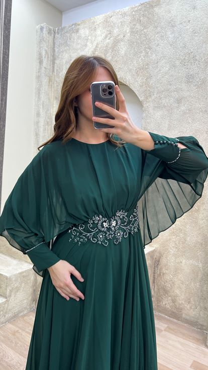 Emerald Green Embroidered Waist Design Tulle Plus Size Evening Dress