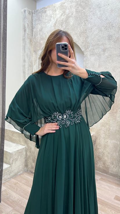 Emerald Green Embroidered Waist Design Tulle Plus Size Evening Dress