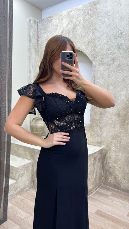 Siyah İşleme Detay Güpürlü Büyük Beden Abiye Elbise