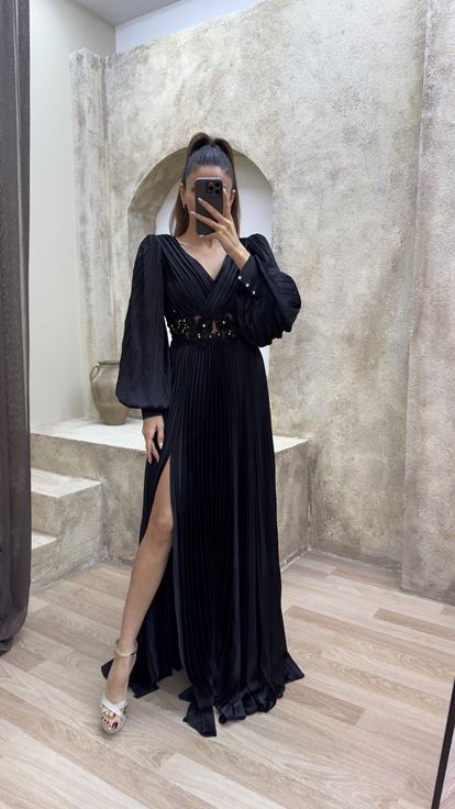 Black Balloon Sleeve Pleated Waist Detail Design Satin Evening Dress