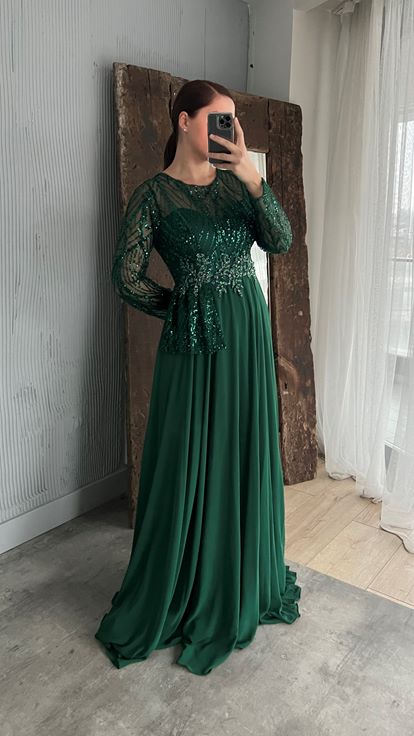 Emerald Green Waist Detail Embroidered Design Plus Size Evening Dress