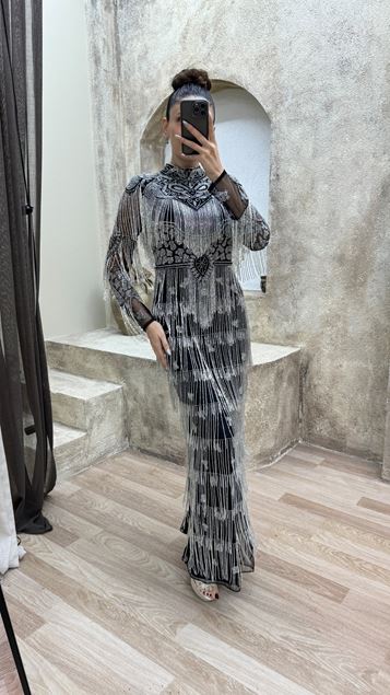 Siyah Püskül Detay Kat Kat Özel Tasarım Abiye Elbise