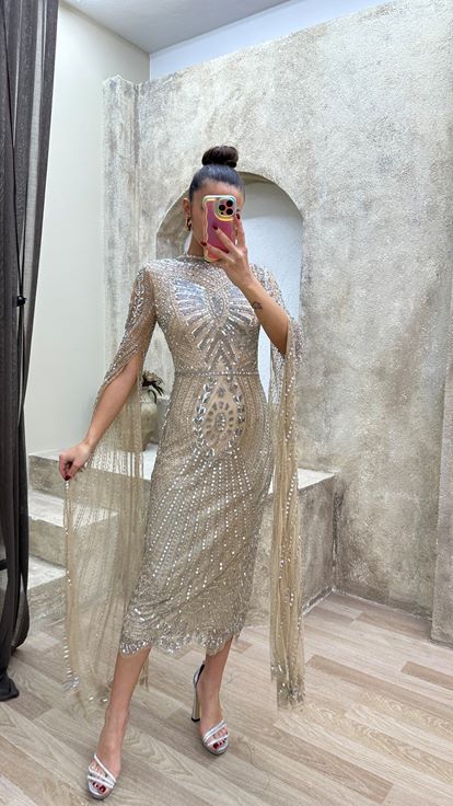 Bej Pelerin Kol Özel Tasarım İşlemeli Abiye Elbise