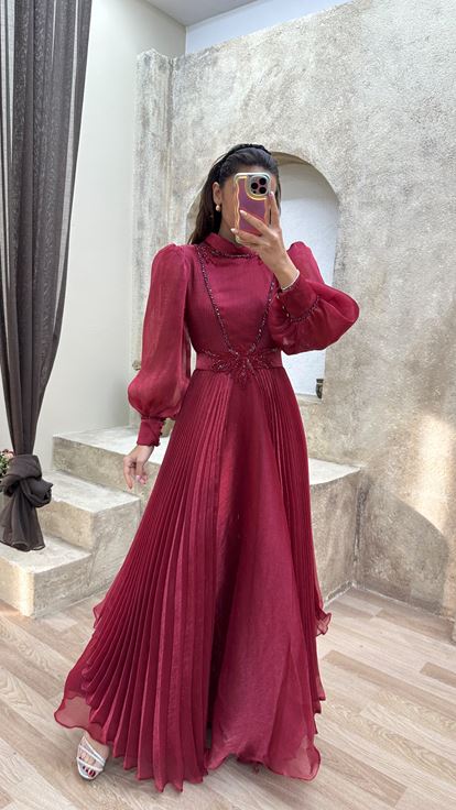 Fuchsia Balloon Sleeve Pleated Design Satin Dress