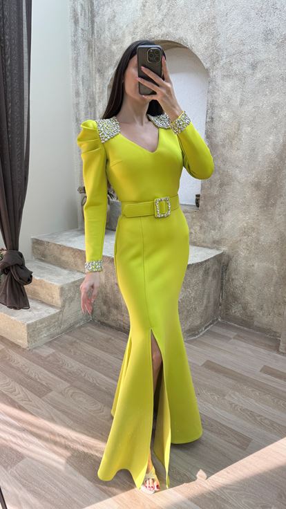 Yellow Shoulders Embroidery Detail Slit Mermaid Evening Dress