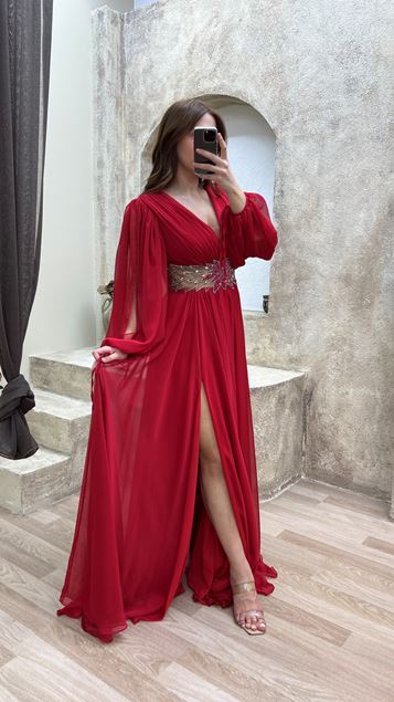 Rotes, mit Steinen besticktes Abendkleid in Übergröße mit Ballonärmeln und Taille