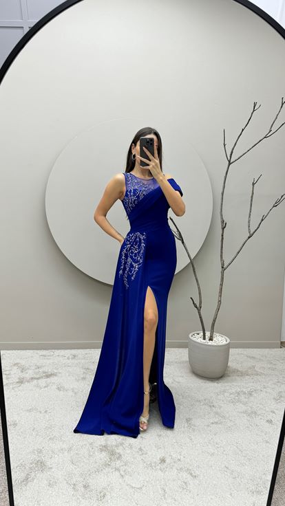 Saks Shoulder Detail Draped Design Evening Dress