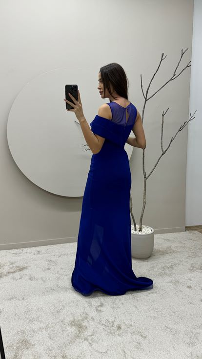 Saks Shoulder Detail Draped Design Evening Dress