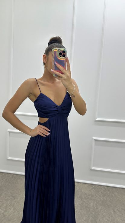 Lacivert Sırt Detay Pliseli Tasarım Abiye Elbise