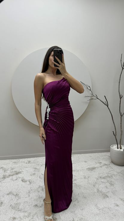 Plum Strapless Pleated Waist Detail Design Evening Dress