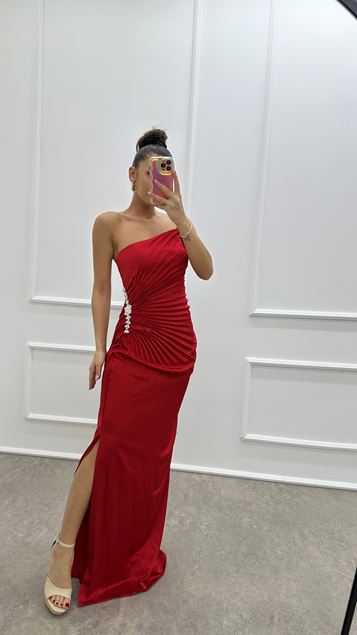 Kırmızı Straplez Pliseli Bel Detay Tasarım Abiye Elbise