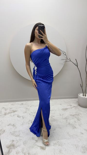 Saks Straplez Pliseli Bel Detay Tasarım Abiye Elbise