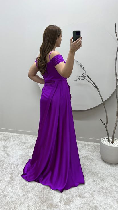 Fuşya İp Askılı Omuz Detay Tasarım Saten Büyük Beden Abiye Elbise