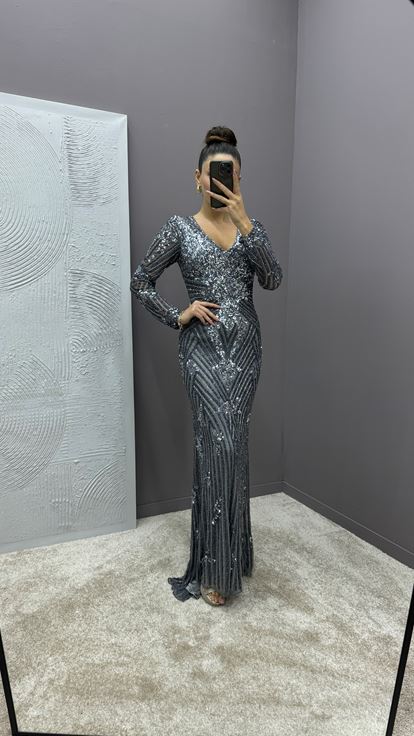 Grey V -Ceck Stone Dettagli Special Design Resign Design Abito