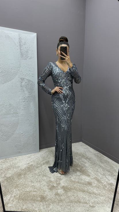 Grey V -Ceck Stone Dettagli Special Design Resign Design Abito