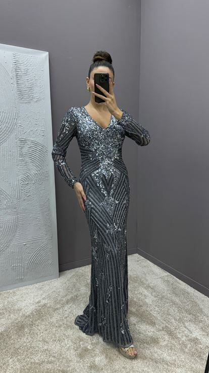 Grey V -Ceck Stone Dettagli Special Design Resign Design Abito