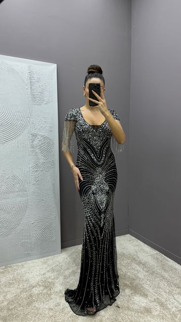 Noir Col V Épaules Pompon Détail Spécial Brodé Design Robe De Soirée