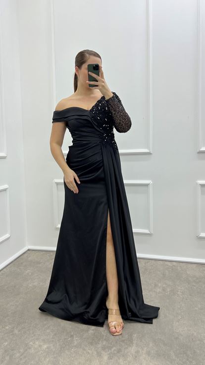 Dettaglio Asimmetrico A Braccio Singolo Nero Design Ricamato İn Raso Vestito Da Sera Di Grande Dimensione