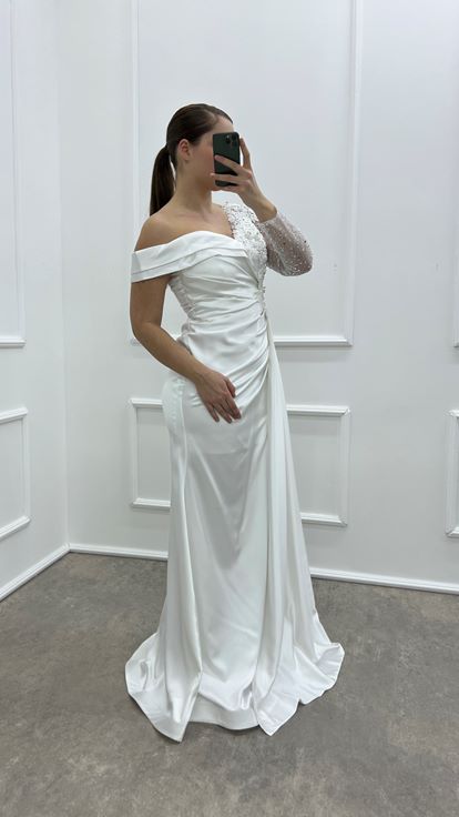 Design Asimmetrico A Braccio Singolo Bianco Design Ricamato Abito Da Sera Di Grande Dimensione