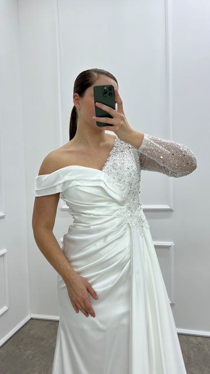 Design Asimmetrico A Braccio Singolo Bianco Design Ricamato Abito Da Sera Di Grande Dimensione