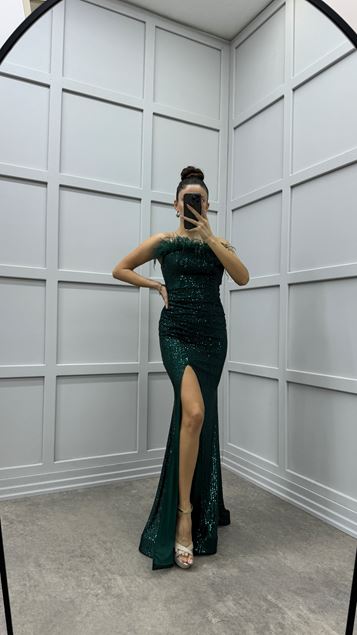 Emerald Strapless Chest Feather Detail Design Sequin Evening Dress