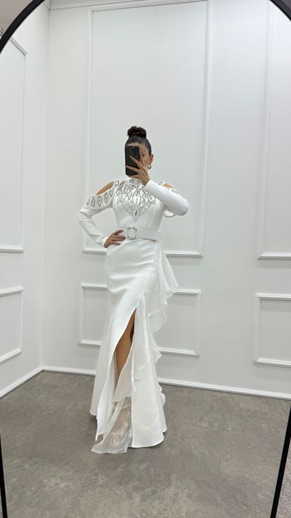 White Sleeve Detail Flounced Design Evening Dress