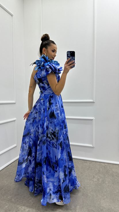 Saks Shoulder and Waist Detail Patterned Design Evening Dress