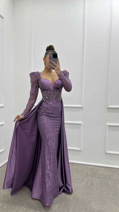 Embroidered Glitter Cap Detail Design Dress