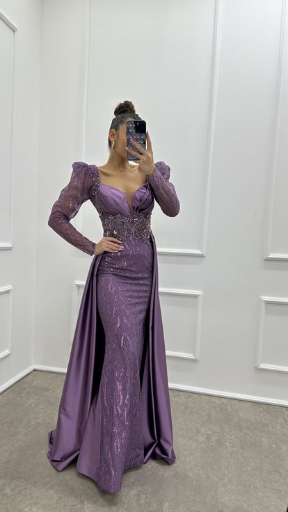 Embroidered Glitter Cap Detail Design Dress