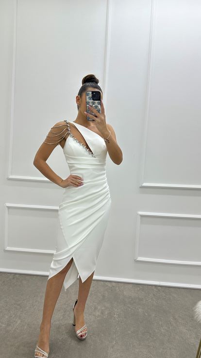 White One Shoulder Chain Detail Design Dress