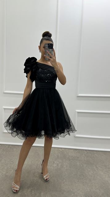 Siyah Tek Omuz Volan Detay Tasarım Tül Elbise