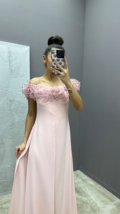 Trägerloser, puderfarbener Overall mit Rüschendetail