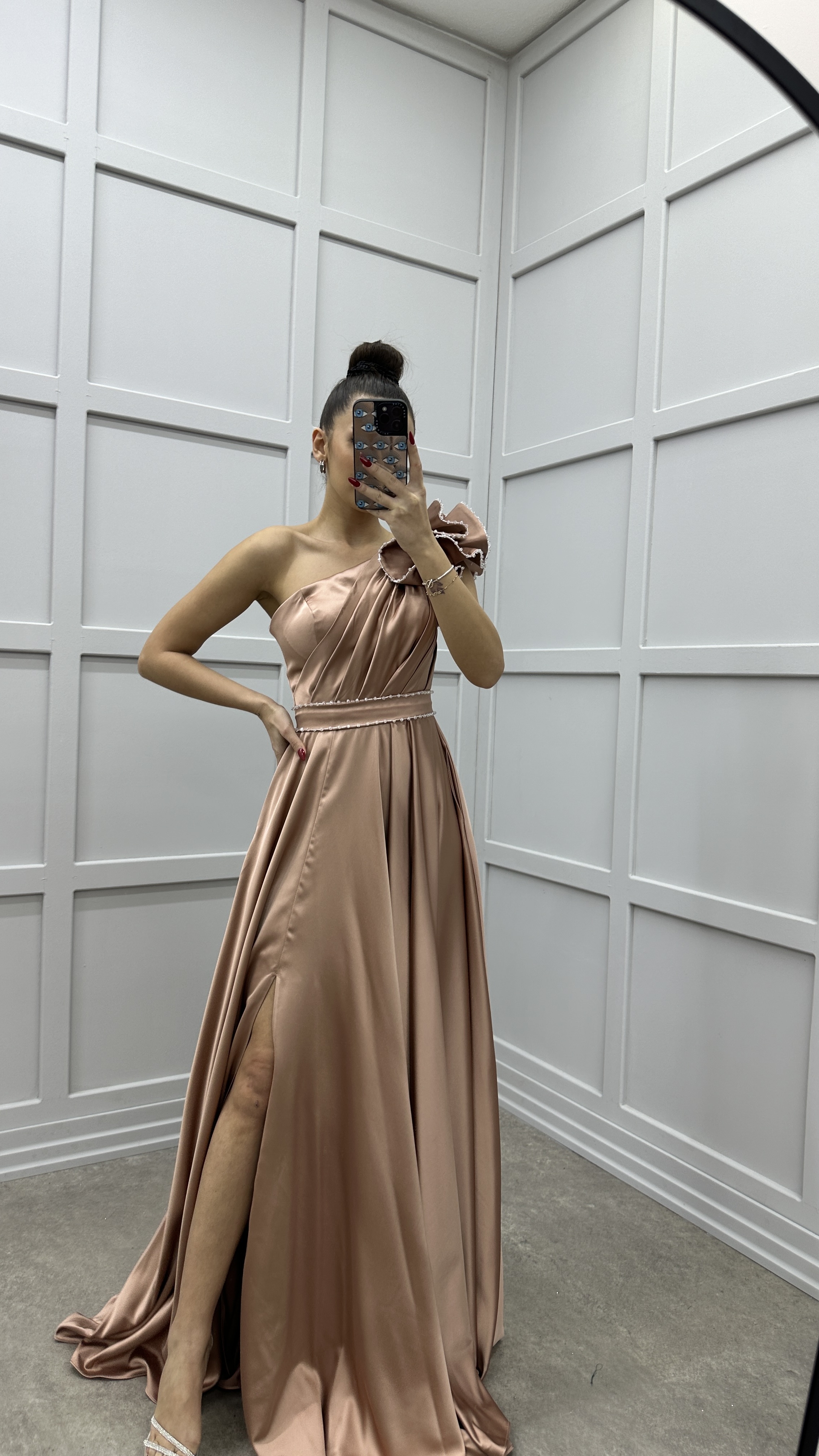 Robe satin a volant best sale