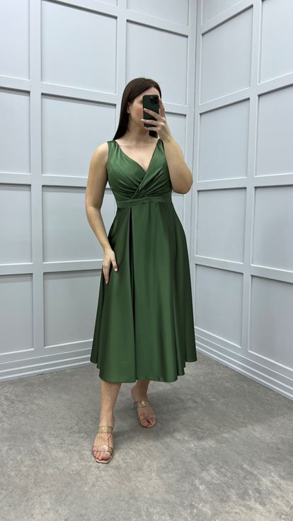 Haki Kruvaze Yaka Tasarım Saten Büyük Beden Elbise