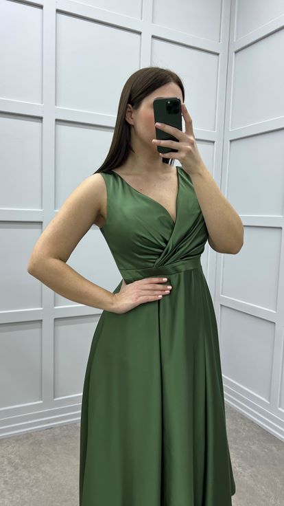 Haki Kruvaze Yaka Tasarım Saten Büyük Beden Elbise