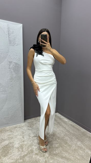 White One Shoulder Rose Detail Slit Design Dress