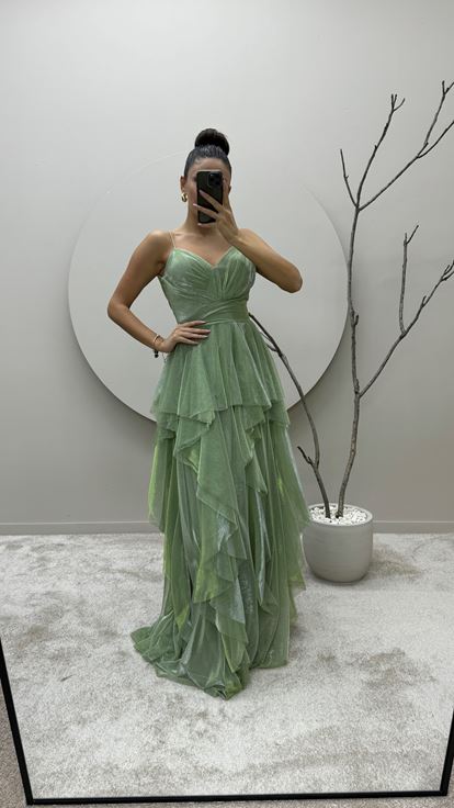 Mint Yeşili İp Askılı Volan Detay Tasarım Elbise