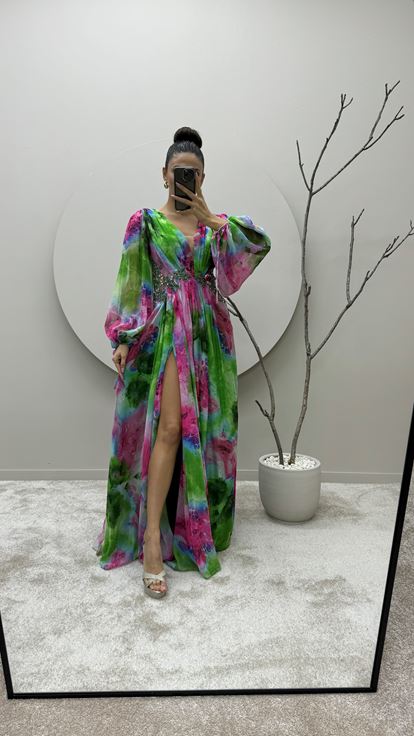 Abito Da Sera Ricamato A Vita Da Palloncino.