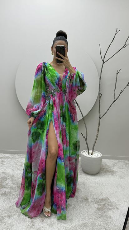 Abito Da Sera Ricamato A Vita Da Palloncino.