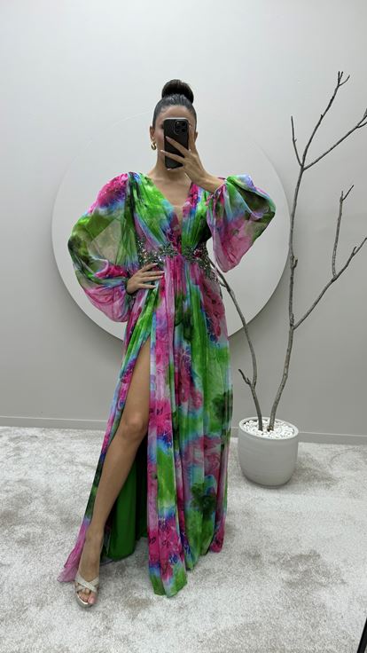 Abito Da Sera Ricamato A Vita Da Palloncino.