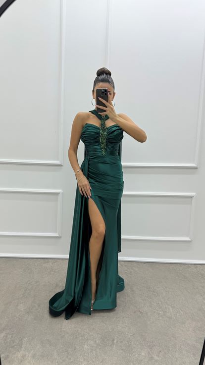 Emerald Green Neck Detail Cape Design Satin Evening Dress