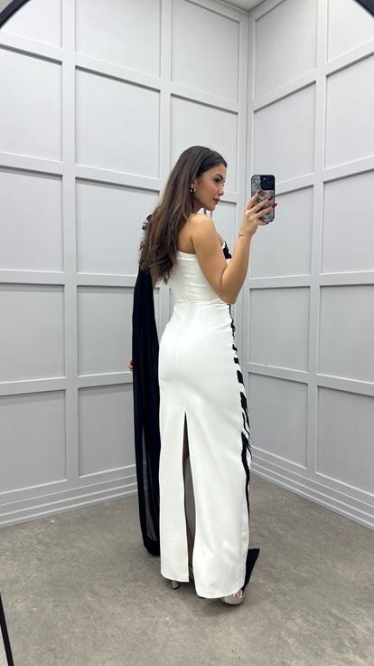 White Shoulder Detail Patterned Design Dress