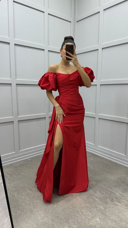 Red Balloon Sleeve Waist Detail Design Satin Evening Dress