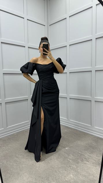 Robe de soirée en satin de conception de détail de détail de manches ballon noires