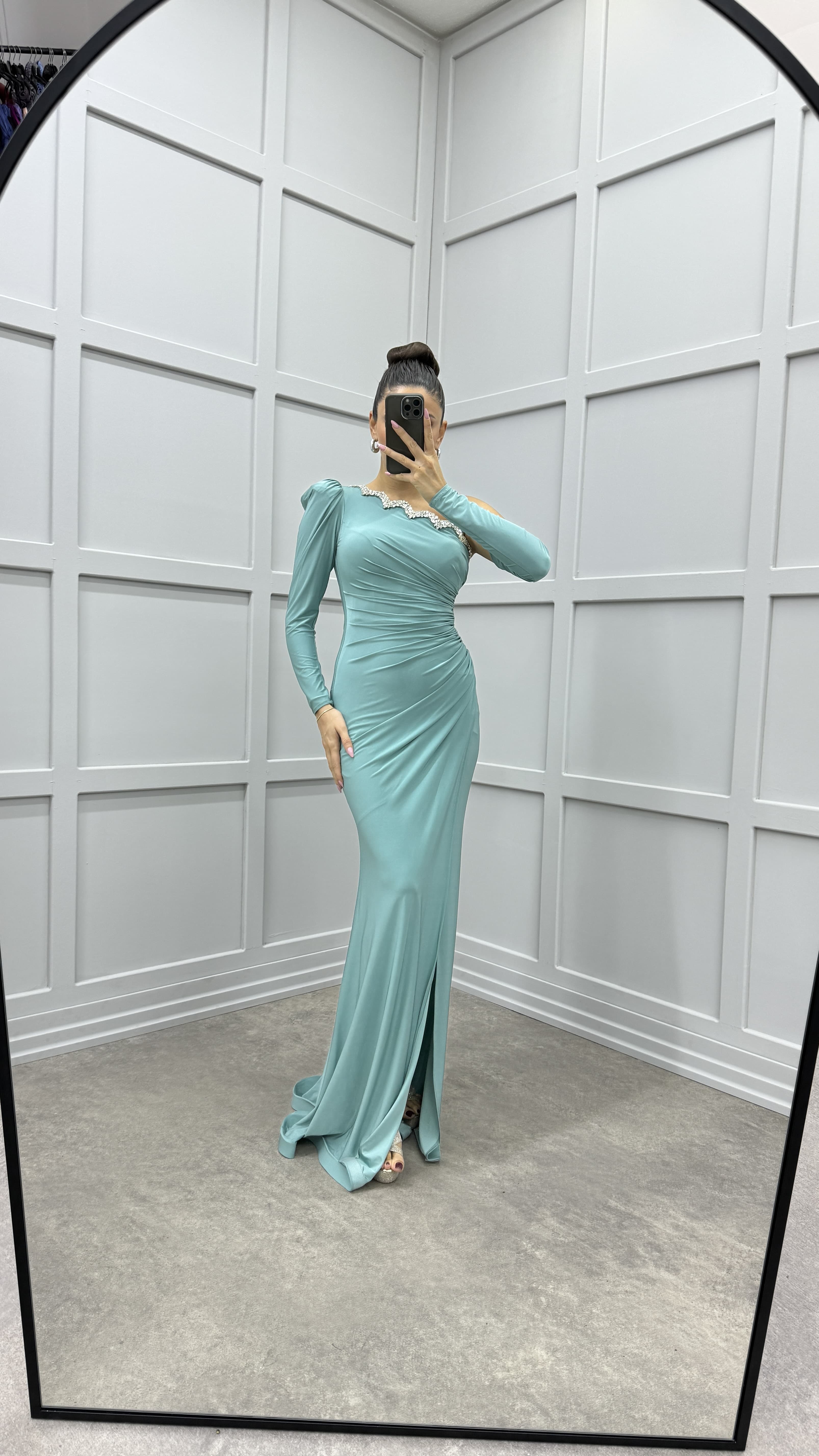 Mint Green One Shoulder Chest Stone Design Evening Dress