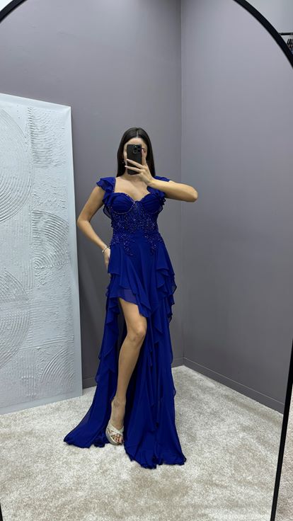 Saks Vılan Dettaglıo Desıgn Desıgn Desıgn Abito Da Sera