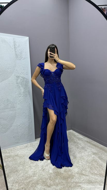 Saks Vılan Dettaglıo Desıgn Desıgn Desıgn Abito Da Sera