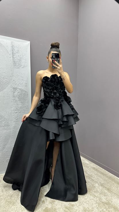 Siyah Straplez Tüy Detay Güllü Tasarım Abiye Elbise